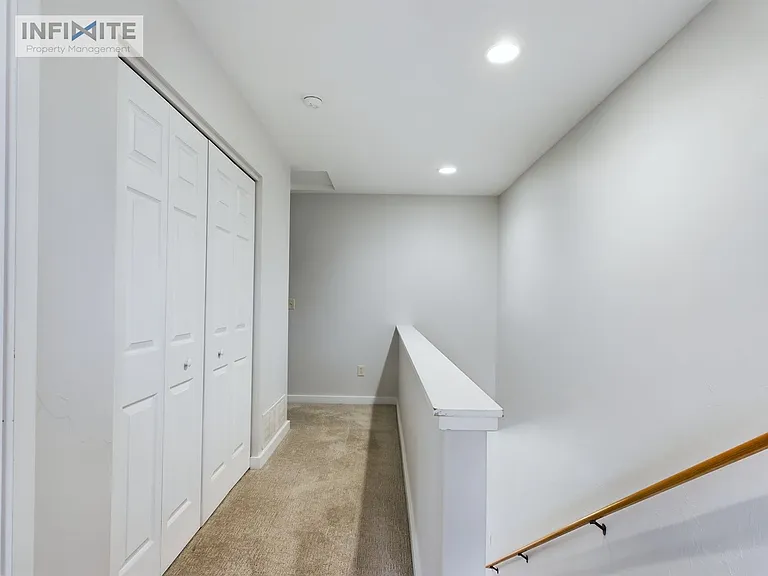3308 W Babcock St #C — Photo 12