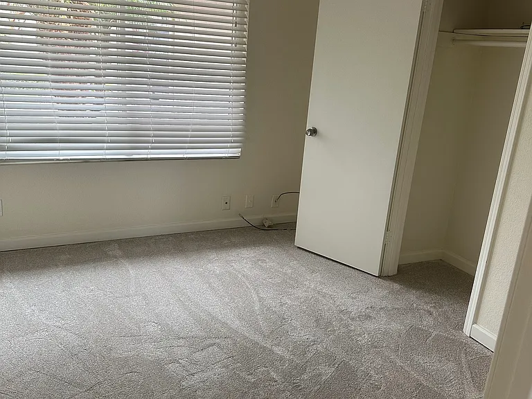 35264 Farnham Dr — Photo 10