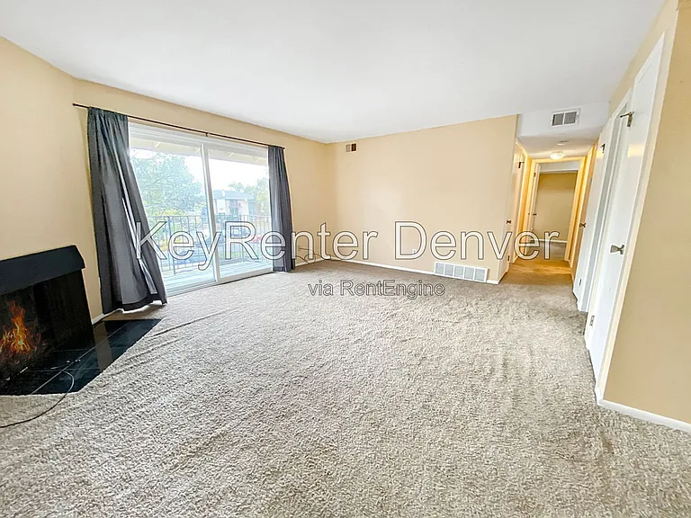 12136 N Melody Dr #302 — Photo 7