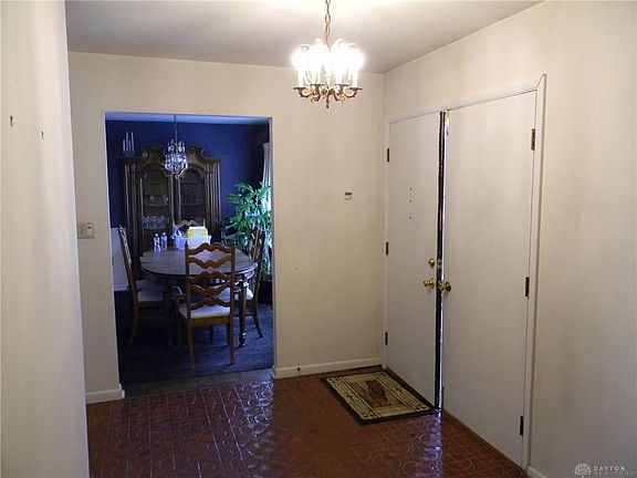 4th image of 6485 Freeport Dr