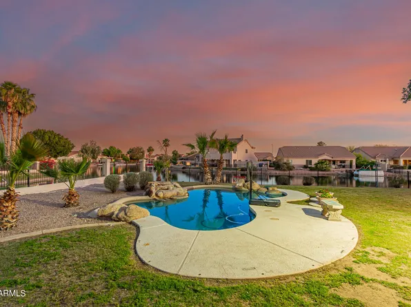 8741 W MAUI Lane, Peoria, AZ 85381