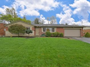 1043 W Galbraith Rd, Cincinnati, OH 45231