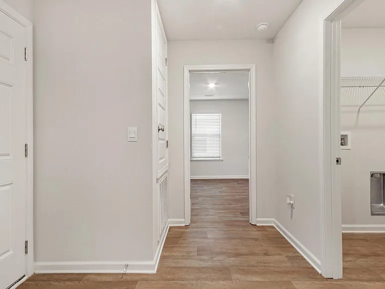 284 Ryder Ln — Photo 18