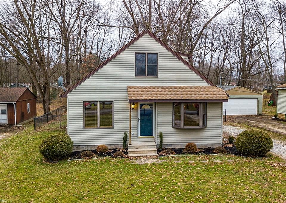 1st image of 1428 Pin Oak Dr