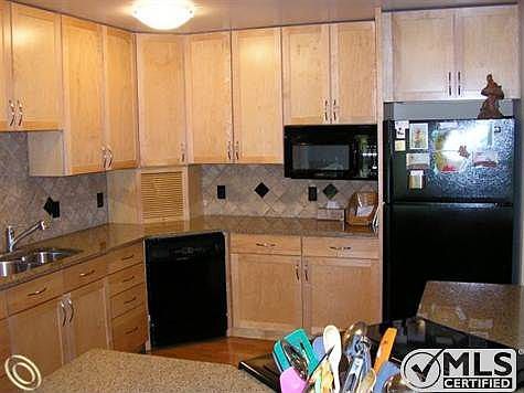 Highgate Mews 001.JPG