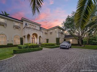 6463 SW 106th St, Pinecrest, FL 33156