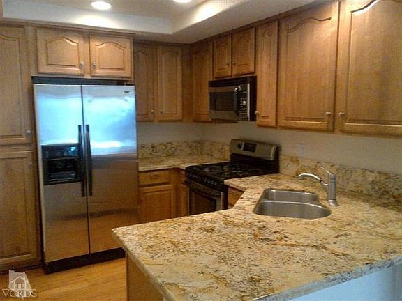 3rd image of 6062 Sparrow St