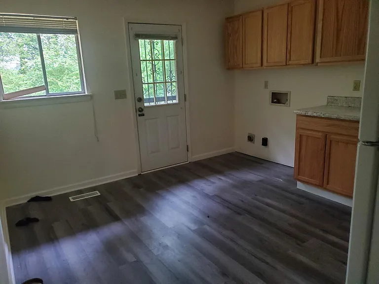 1803 N Concord Rd #B — Photo 5