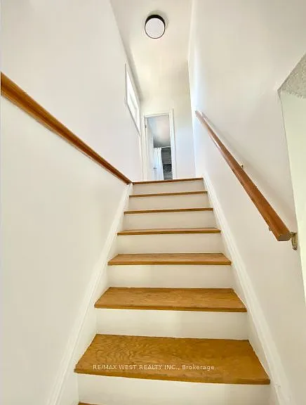 81 Seaborn Rd — Photo 17