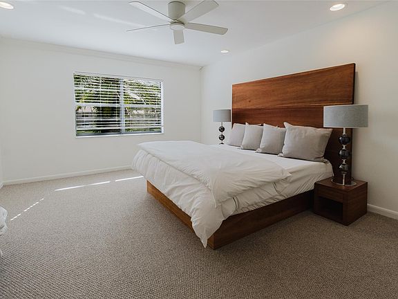 5th image of 9277 Vista Del Lago #39B