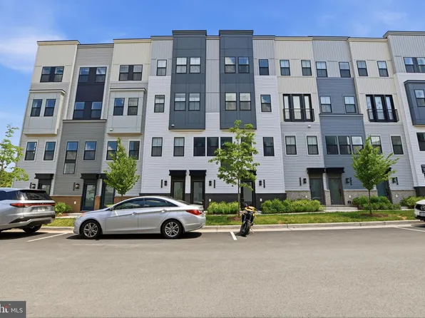 4759 Sully Point Ln Unit 405, Chantilly, VA 20151