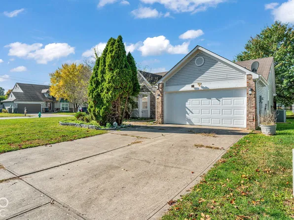 5546 Foxtail Ct, Indianapolis, IN 46221