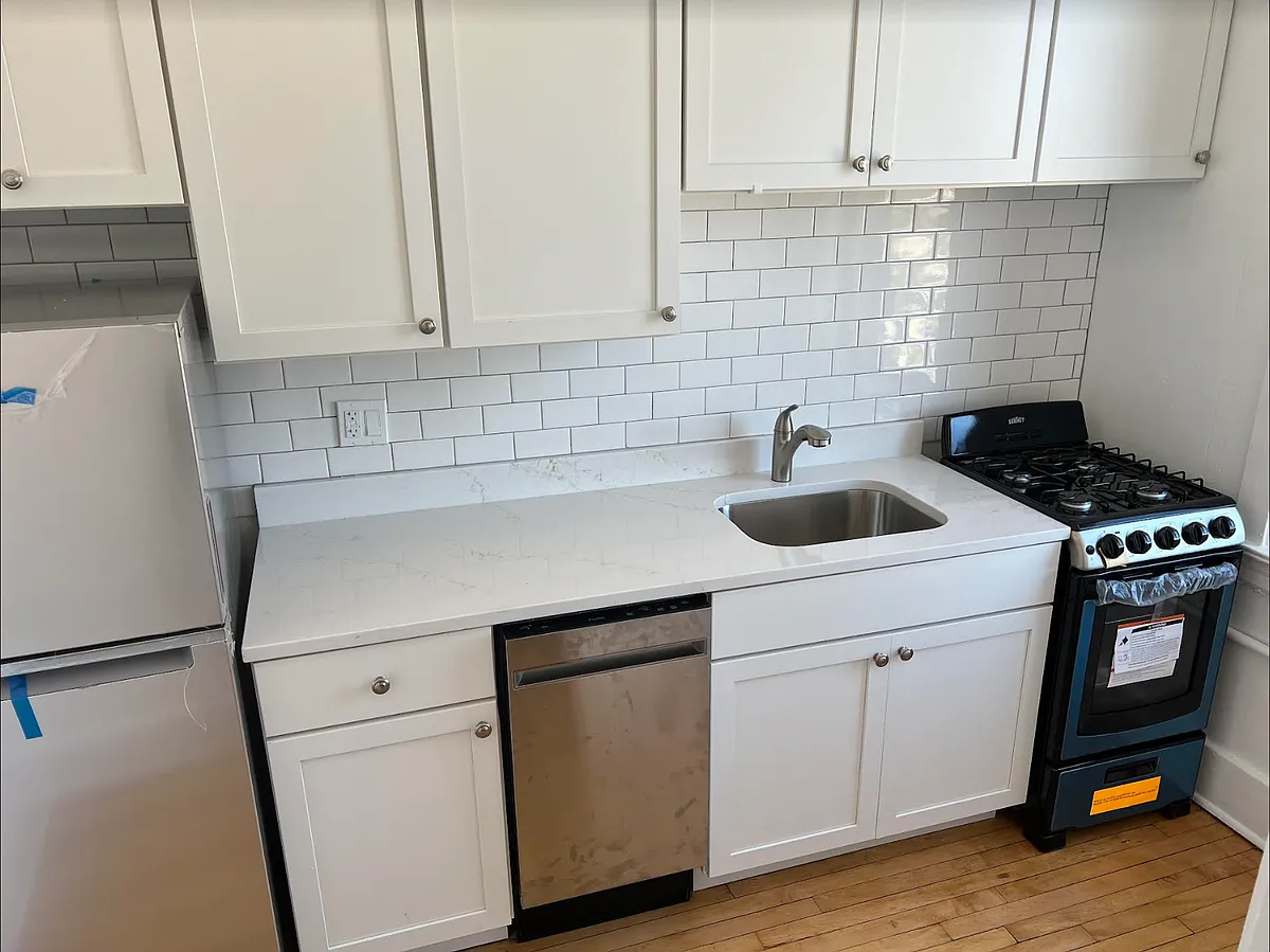 Building Photo - 293 E Deerpath Rd #32