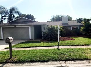 9412 Laura Anne Dr, Seminole, FL 33776
