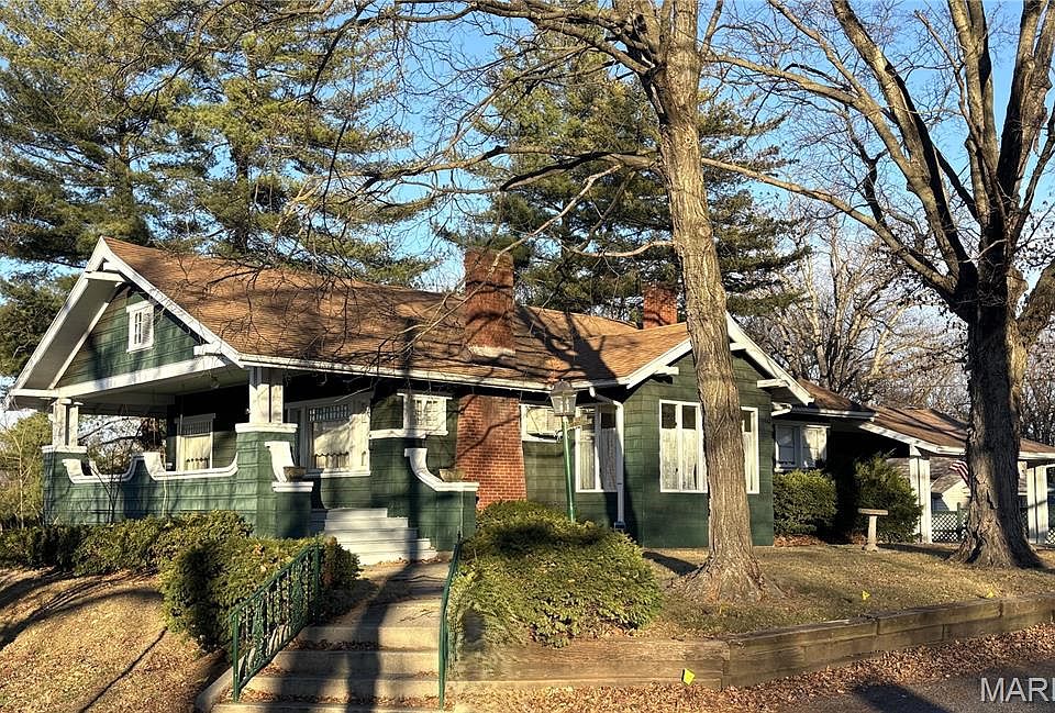 1st image of 505 W College Ave