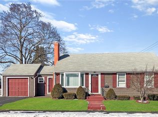 350 Pullen Ave, Pawtucket, RI 02861