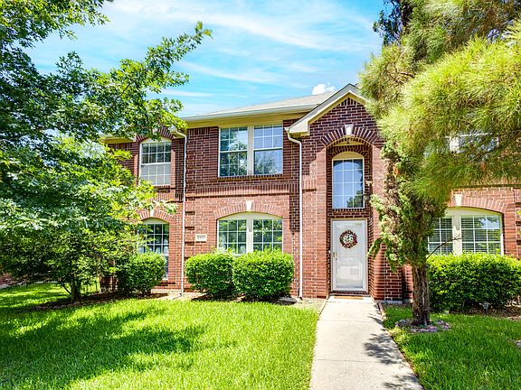 2nd image of 2401 Brycewood Ln