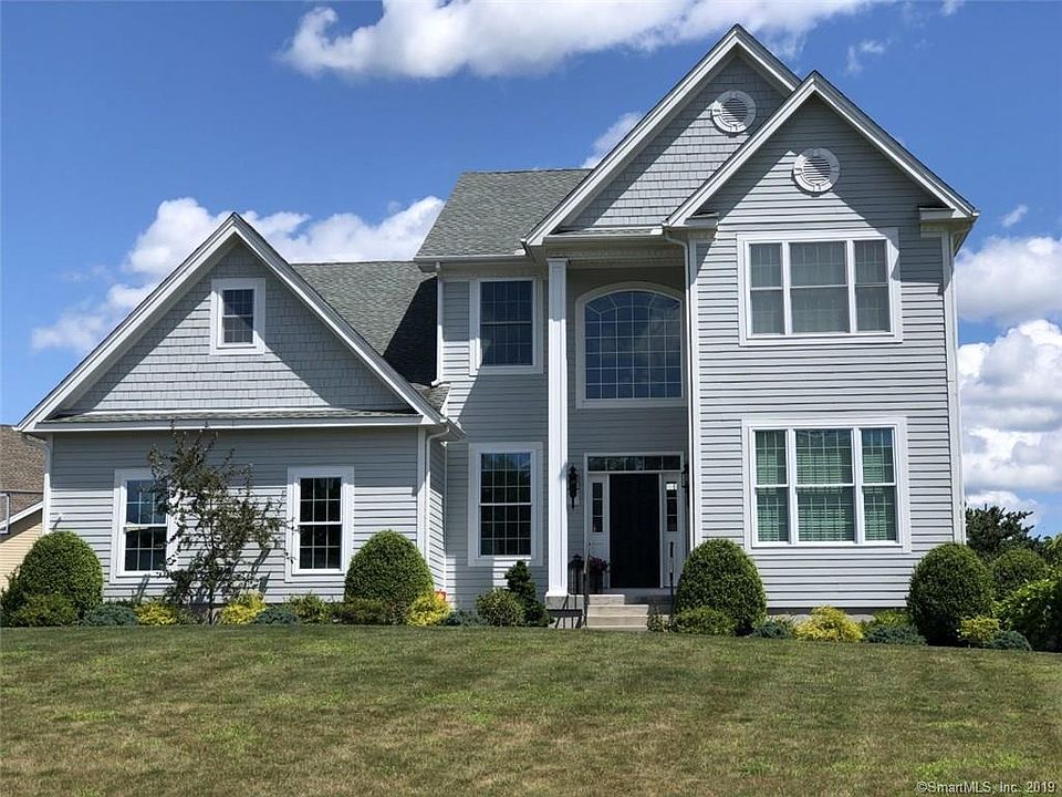 1st image of 4 Latitude Cir