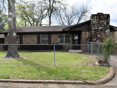 701 Sunset Blvd, Hugo, OK, 74743