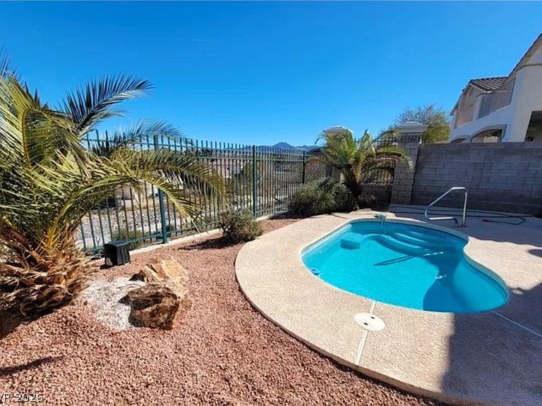 1132 Majestic Canyon St — Photo 15