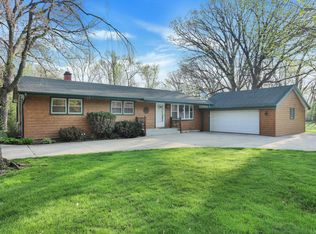 40755 N Us Highway 41, Wadsworth, IL 60083