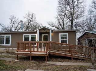 512 Chestnut St, Osawatomie, KS 66064