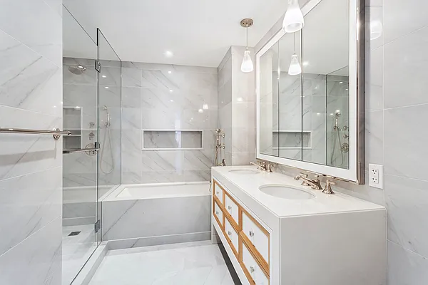Rented by Douglas Elliman | media 20