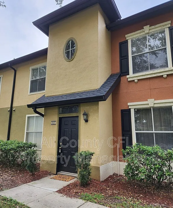 5961 Westgate Dr #2027