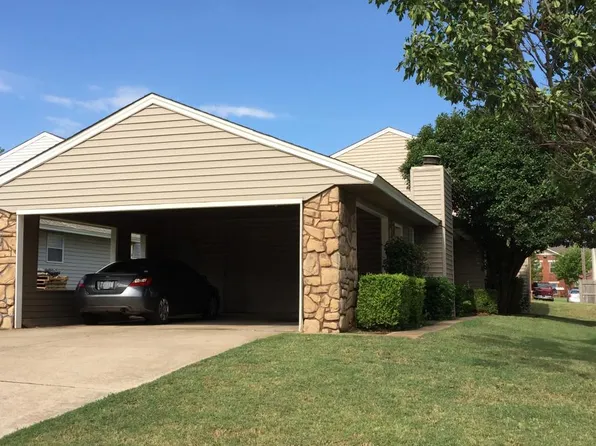 1015 Chartrand Ave, Edmond, OK 73034