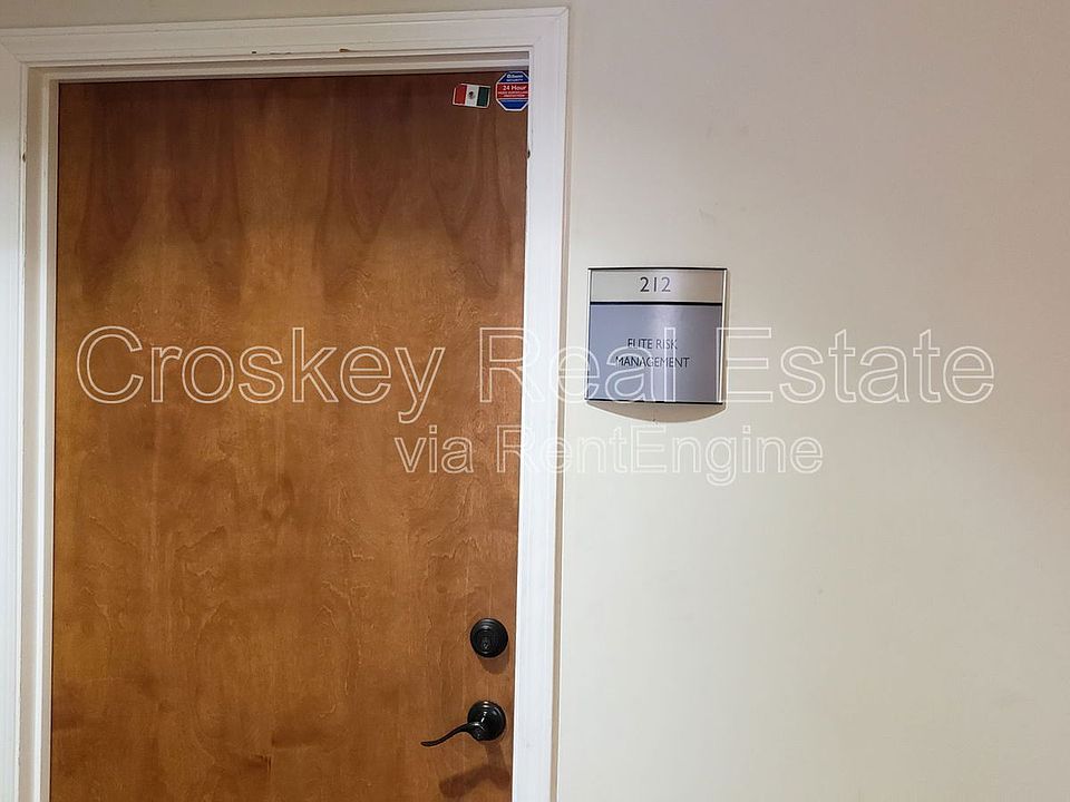 2nd image of 2006 A St Suite 212