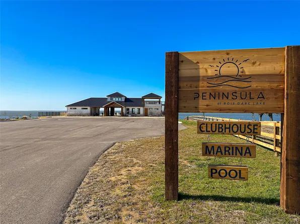 215 Cove Side Ct, Honey Grove, TX 75446