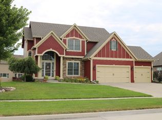 211 SW Stonegate Dr, Ankeny, IA 50023