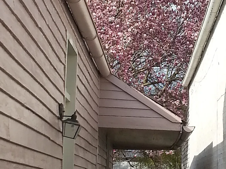 512 2nd St W — Photo 11