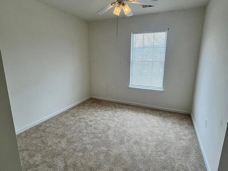 17367 Kildare Ln — Photo 22
