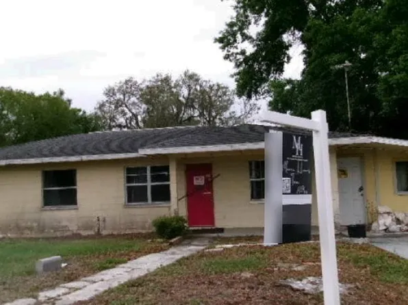 40 Hall St, Frostproof, FL 33843