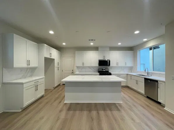 1494 Pershing Rd, Chula Vista, CA 91913