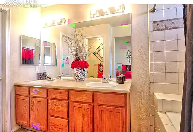 4774 Sand Mountain Point — Photo 9