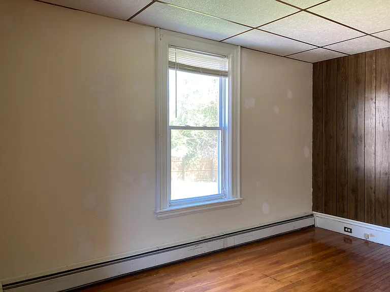 75 Dean Ave — Photo 12