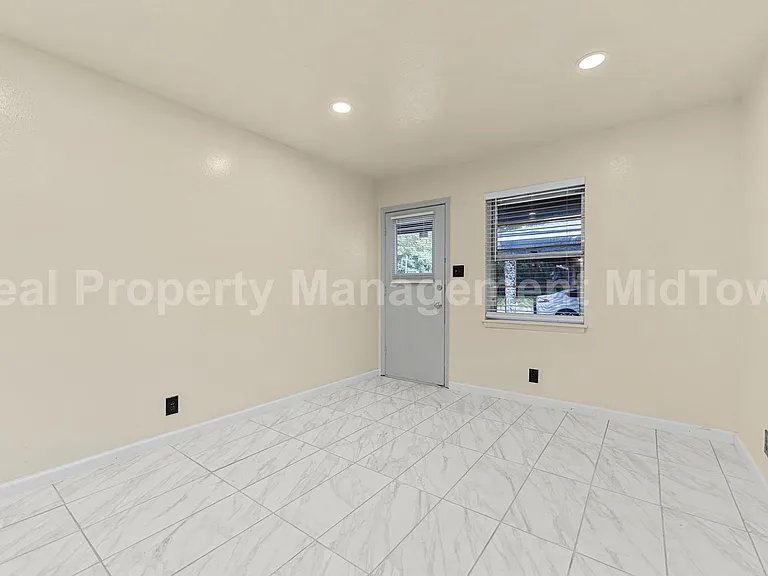 5308 Norma St — Photo 3