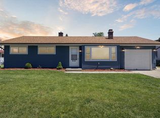 1623 S Oakhill Ave, Janesville, WI