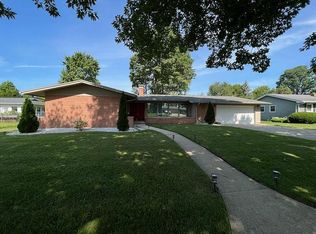 1306 Brookside Dr, Rochelle, IL 61068