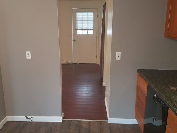 3rd image of 317 Ivanhill Rd