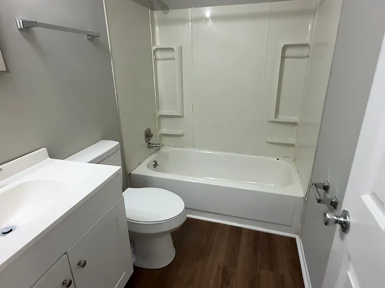 2303 Burns St — Photo 11