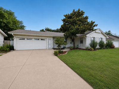 6832 E Farmview Ln, Wichita, KS, 67206