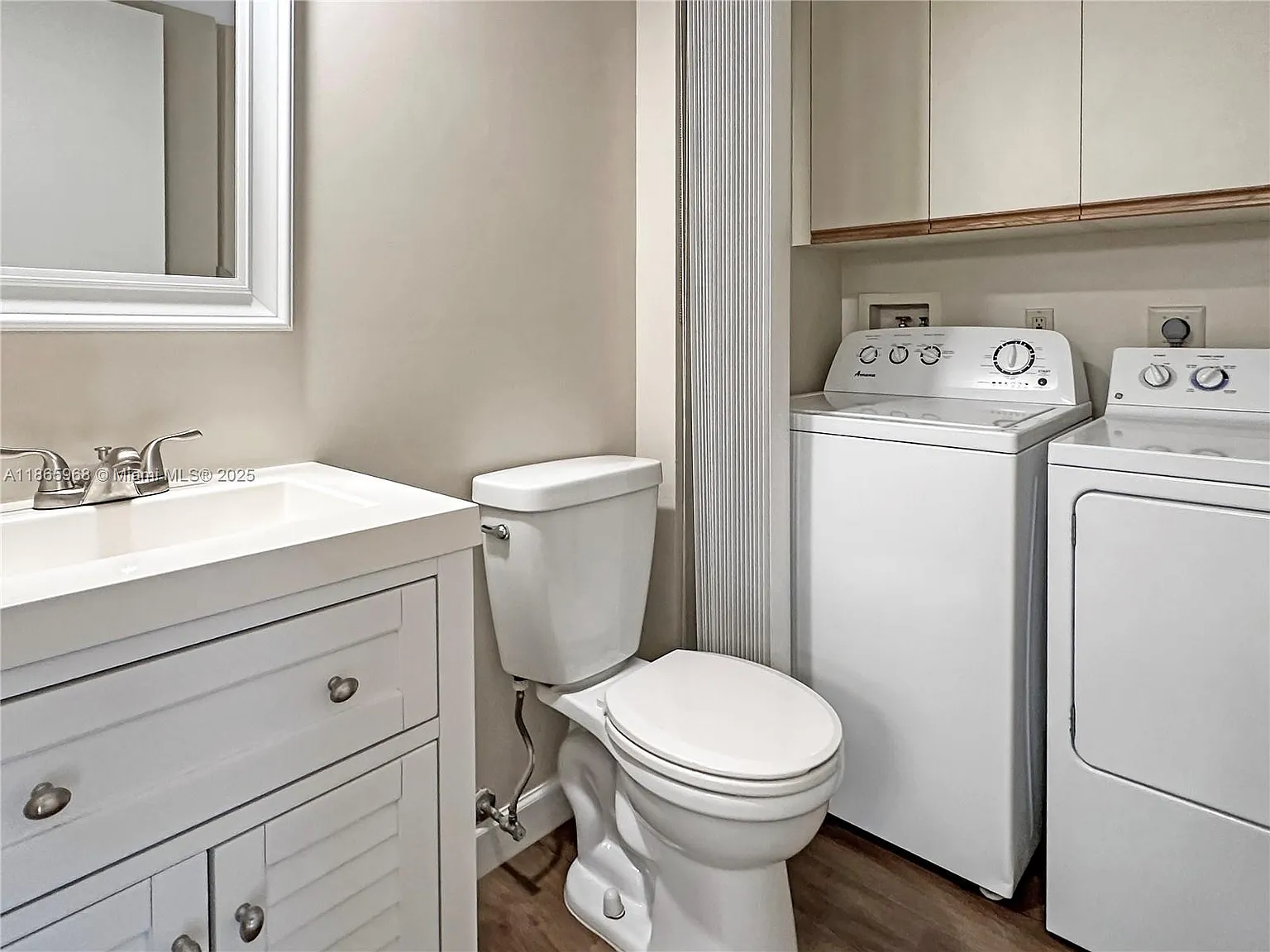2 bed, 1372 sqft, $2,550 — Photo 4