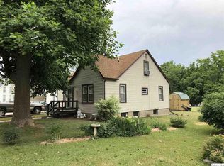 329 Fairground St, Mt Sterling, IL 62353