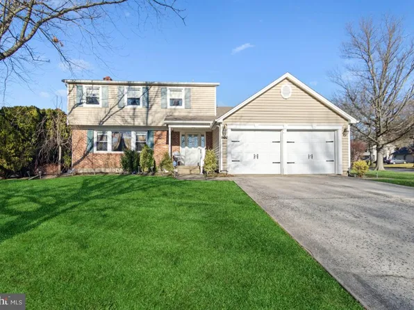 48 Roberts Dr, Somerdale, NJ 08083