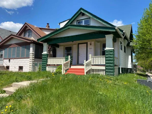 1802 West Keefe AVENUE, Milwaukee, WI 53206