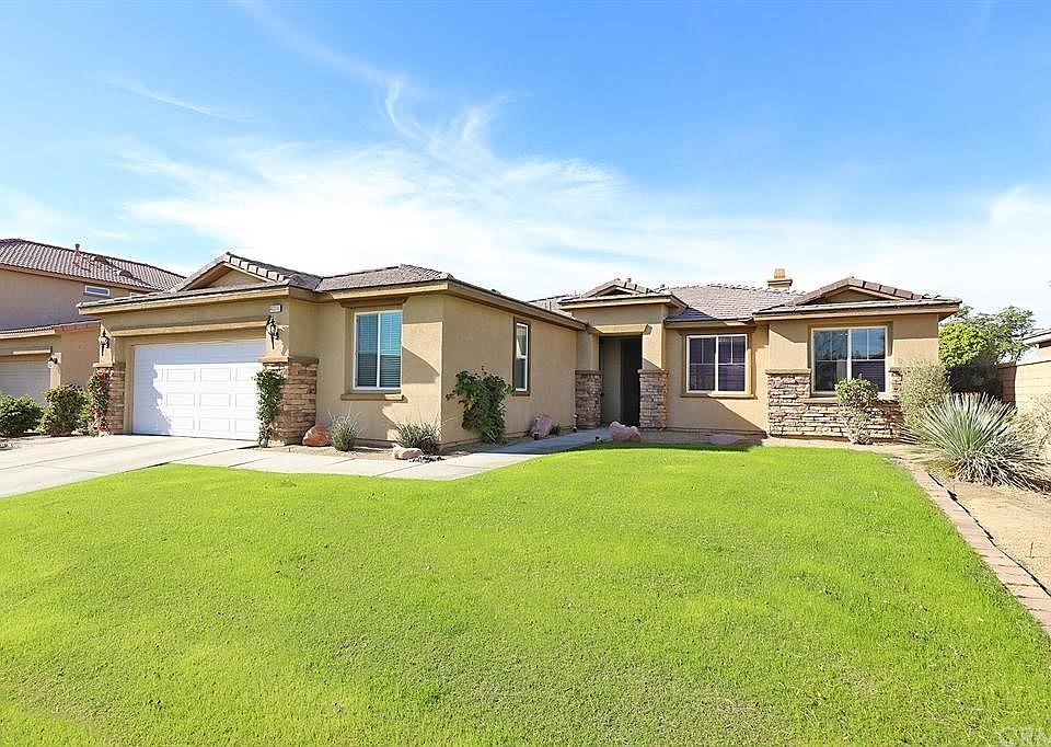 1st image of 40319 Catania Ct