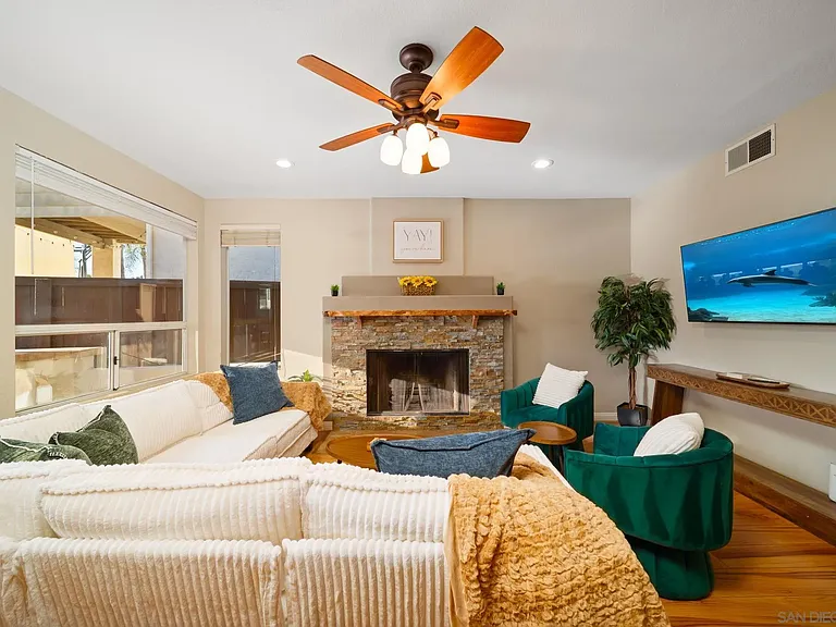 18106 Chieftain Ct — Photo 25